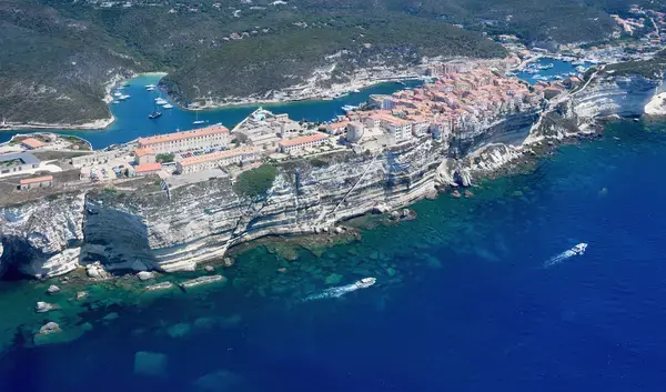 Aide Monte Escalier Monte escalier Bonifacio