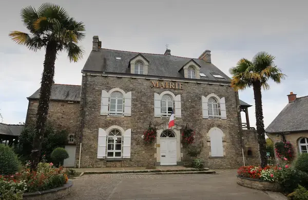 Aide Monte Escalier Monte escalier Bourg-des-Comptes