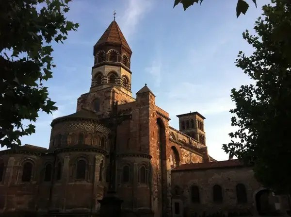 Aide Monte Escalier Monte escalier Brioude