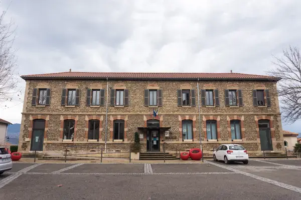 Aide Monte Escalier Monte escalier Clonas-sur-Varèze