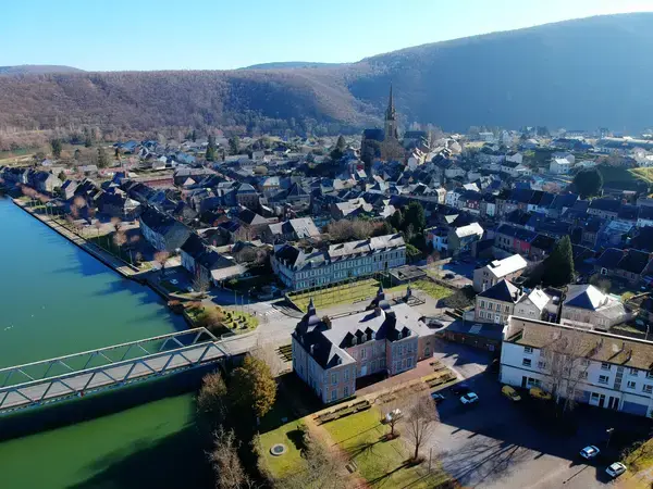 Aide Monte Escalier Monte escalier Fumay